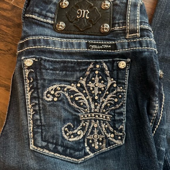 Miss Me Low Rise Rhinestone Western Bootcut Jeans JP5347B Size 25 - Picture 7 of 9